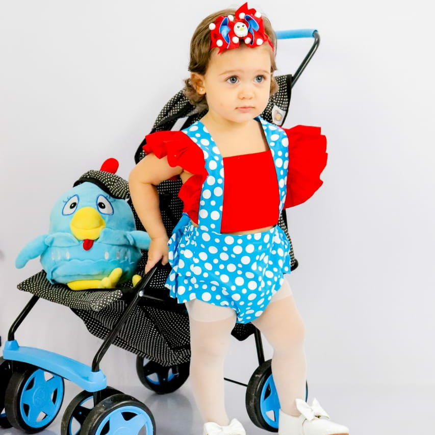 Roupa de hot sale galinha pintadinha